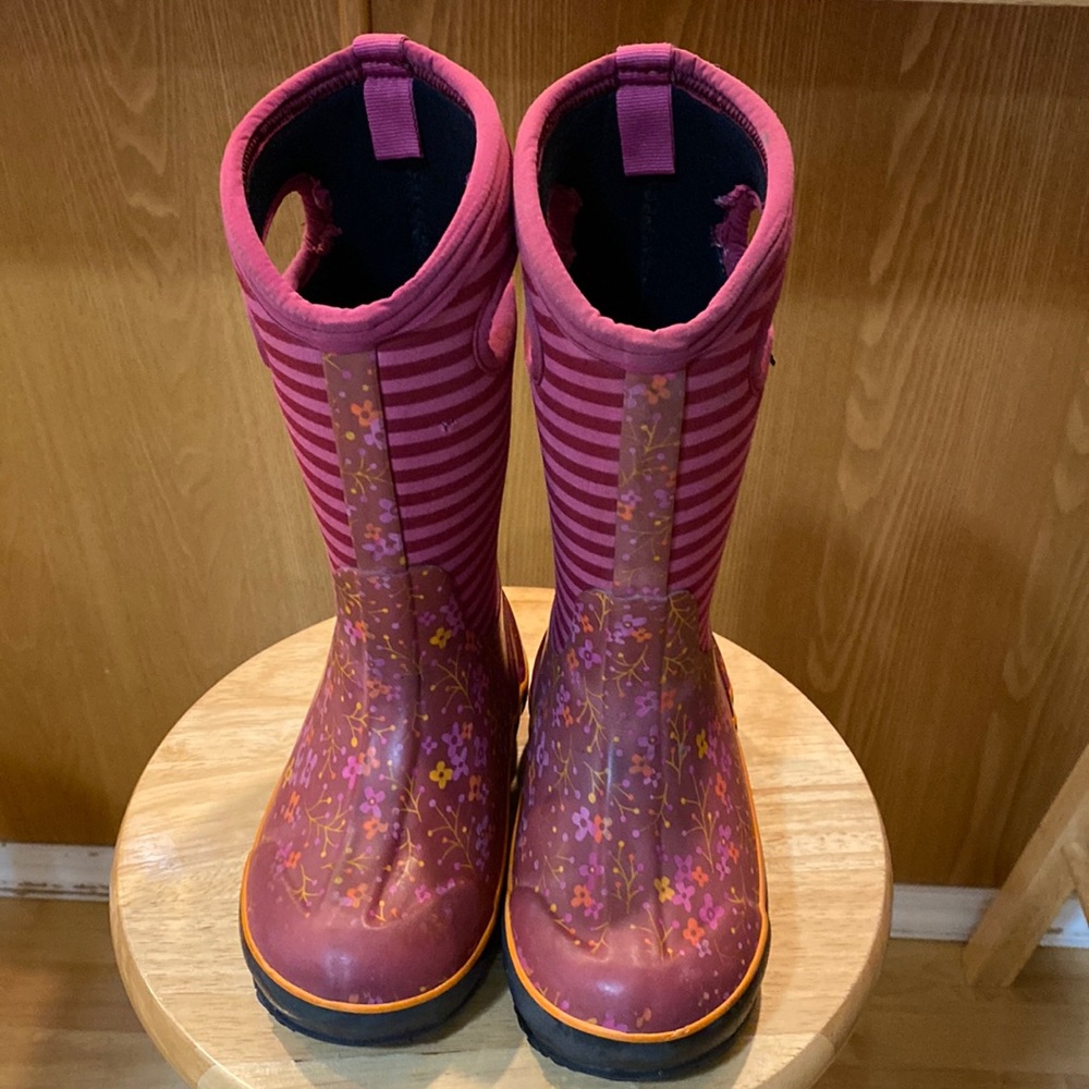 Girls Bogs Waterproof Boots, Size 12, Pink